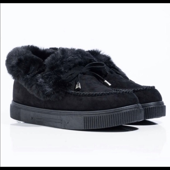 Black fur moccasins, NEW Cozette Ankle Shootie - Picture 2 of 10